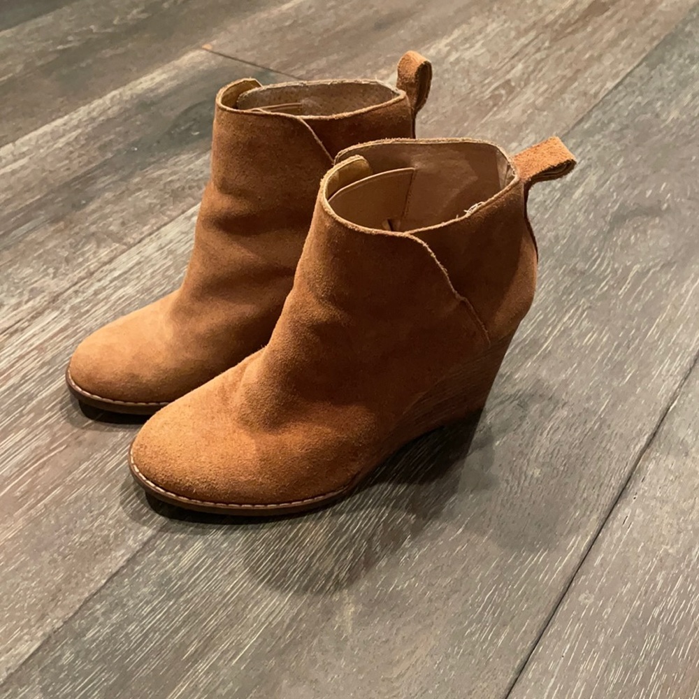 Lucky Brand suede bootie
